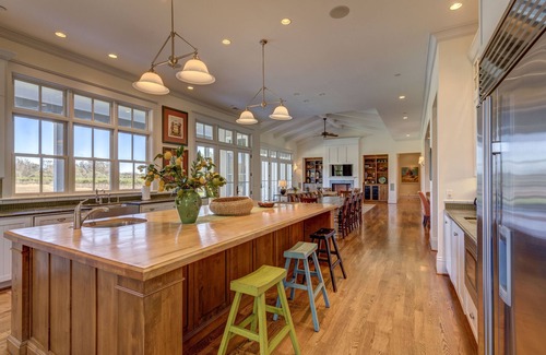 Sonoma House | Private Estate on Vineyard - The Attune Estate