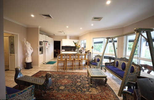 Kenthurst House | Private exclusive resort - 40 Min to City