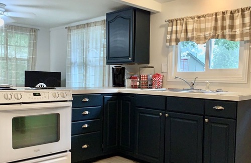 Buckeye Lake House | Private family friendly house within walking distance to Buckeye Lake amenities