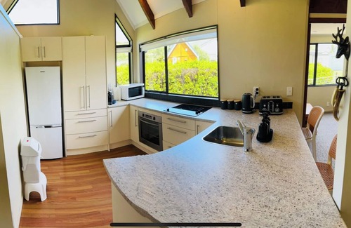 Mahia House | Private family friendly slice of paradise- ready for you to enjoy.