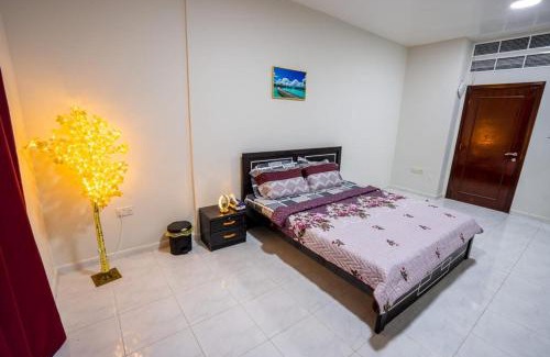 Mussafah House | PRIVATE FAMILY ROOM BY BJ
