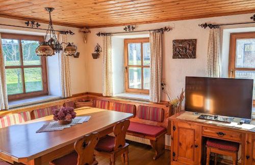 Seeham House | Private Farmhouse Escape - Ideal for up to 8 Guests