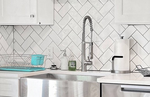 Terry Sanford House | Private Fayetteville Getaway Minutes to Downtown!