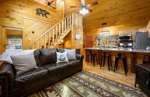 Cosby Cabin | Private Firepit King Beds Near Nat’l Park