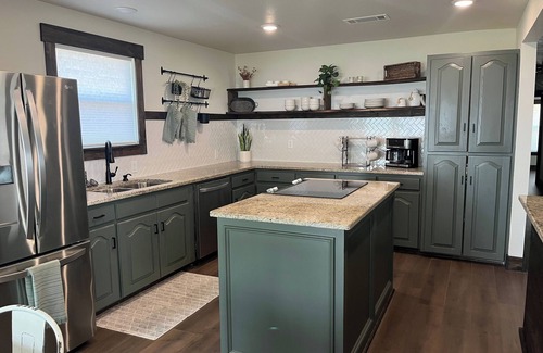 Lone Oak House | Private Fishing Dock, Swimming, Boat Lift, Fire Pit, Pavilion, & Game Room