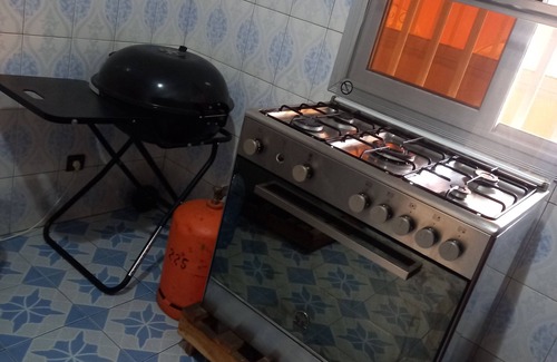 Ziguinchor House | Private furnished air-conditioned room in GOUMEL Ziguinchor