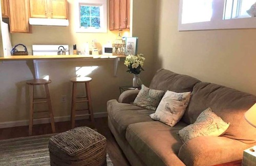 Southport House | Private Garden Cottage in the heart of Historic Southport!