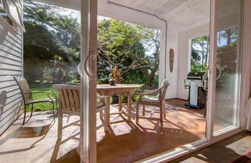 Pepeekeo Cottage | Private Garden Cottage on 5 acre country estate/Walk to the Botanic Gardens!