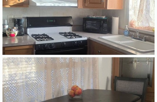 Pahrump House | Private Garden home in Pahrump with AC, WiFi, washer/dryer near Death Valley