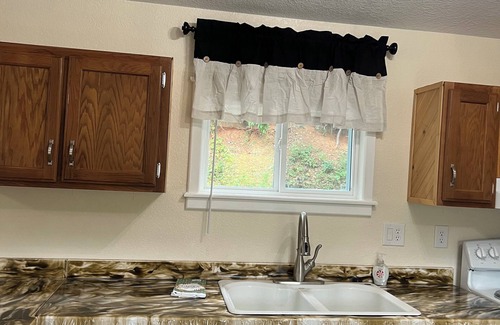 Burnsville House | Private Getaway in the Blue Ridge Mountains of Burnsville NC!