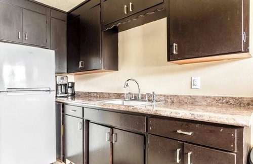 Lakewood Apartment | Private Getaway Near Beaches & Downtown Tacoma!