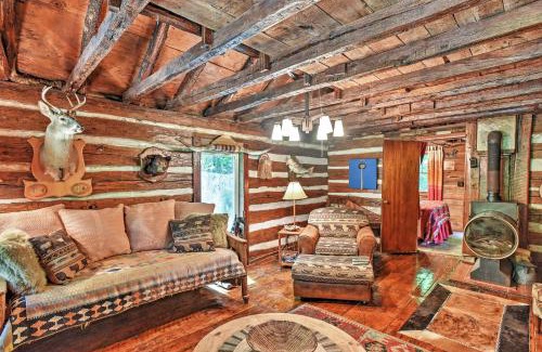 Advance House | Private Getaway on 270 Acres with Lake Swim and Canoe