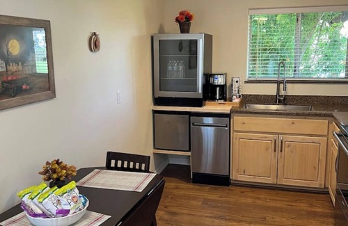 Gilbert House | Private Gilbert Getaway