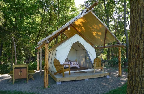 Vernon RV Rental | Private Glamping Tent