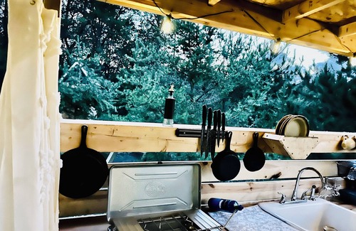 Interlochen RV Rental | Private Glamping - Romantic Stargazing Tent- Peaceful Getaway near Lake