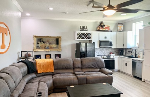 South Gulf Cove House | Private Guest Apartment Close to Several Beautiful Beaches
