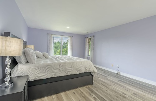 Butler House | Private Guest House - Please note does NOT sleeps 30
