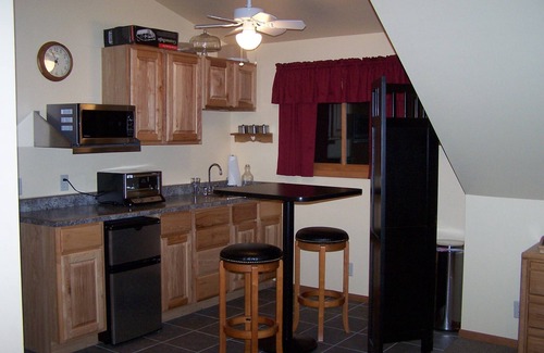 Hamilton Apartment | Private Guest Quarters in the Heart of the Bitterroot Valley