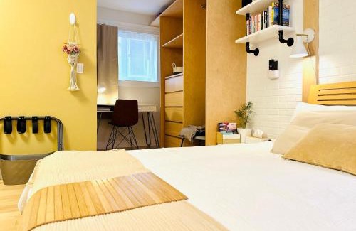 Grandview-Woodland House | Private Guest Suite 10mins to Downtown - King Bed - Bathtub - Free Parking