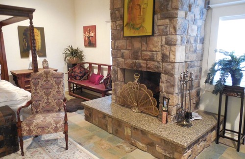 Mineola House | Private Guest Suite!