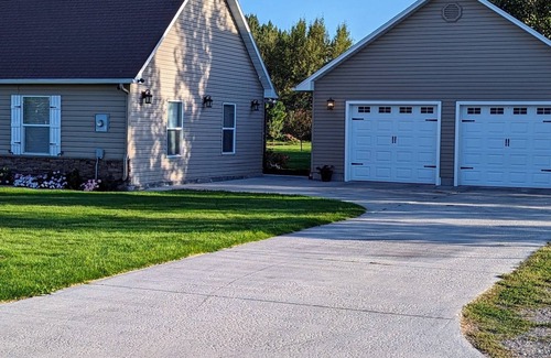 Rexburg House | Private guest suite with kitchen and no cleaning fee