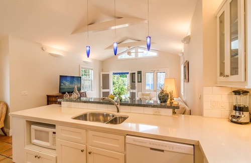 Old Town House | Private Heated Pool-2BR/2BA-OldTown Location-Avail Jan 1 -March 31 -Weekly Maid