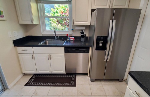 Gulf Gate Estates House | Private heated pool home 2 miles to Siesta Key