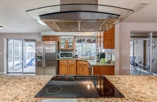 Sarasota Springs House | Private heated pool home mins to beaches and down town Sarasota Pet friendly