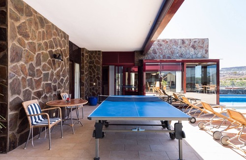 Mogan Ski Chalet | Private heated pool in quiet surroundings and sea views at the golf course
