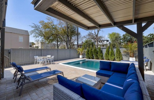 Cannonborough Elliotborough Apartment | Private HEATED Pool Oasis 4 Bedroom Suite