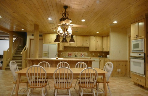 Orchard South House | Private heatedPOOL JACUZZI SAUNA Ind Court + lower 2 levelsMansion! 8000sqFt