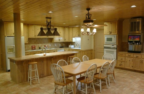 Orchard South House | Private heatedPOOL JACUZZI SAUNA Ind Court + lower 2 levelsMansion! 8000sqFt