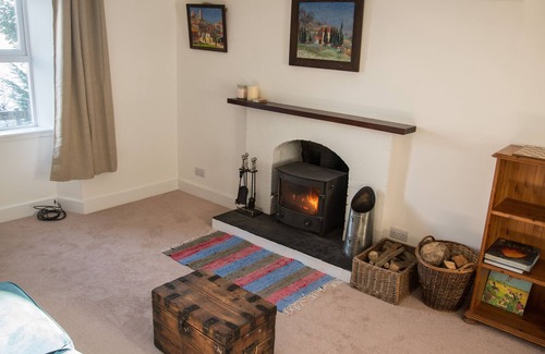 Scaniport House | Private highland home, recently refubished. Six miles away from Loch Ness.