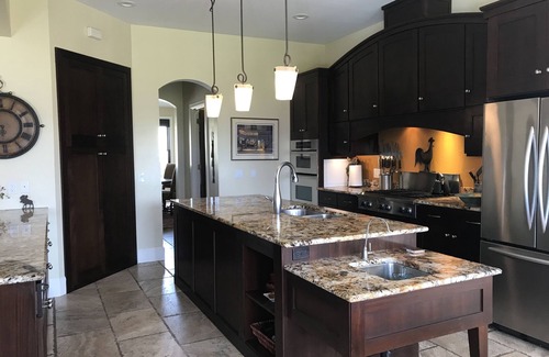 North Snyderville Basin House | Private Hilltop Estate on 10 Acres with VIEWS/Jacuzzi & Ski/Hiking Trails
