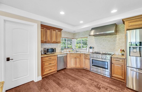 West Covina House | Private Hilltop Retreat · 180° City Light Views
