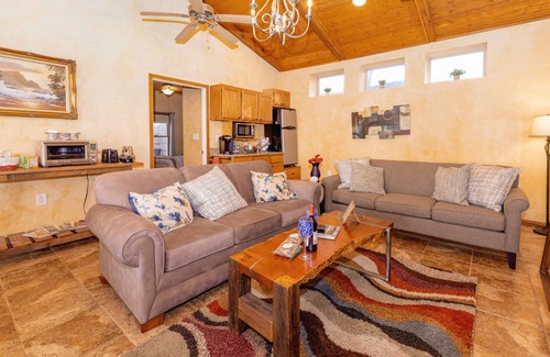 Fredericksburg Other | Private Hilltop Farmhouse in Wine Country with Llama, Jacuzzi & Amazing Views