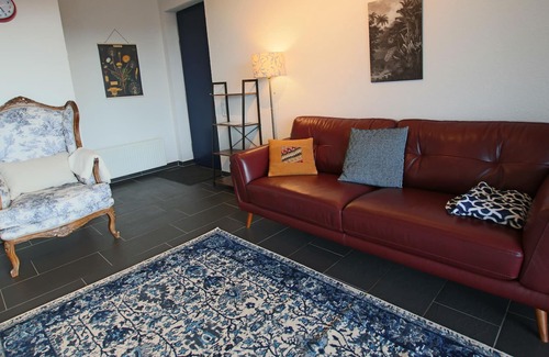 Bruschied Apartment | Private holiday apartment in the Hunsrück with a wonderful valley view and cedar sauna