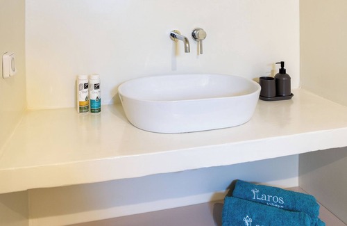 Kamares House | Private Holiday Residence, 200m from the beach. Enjoy the Greek Way of Living