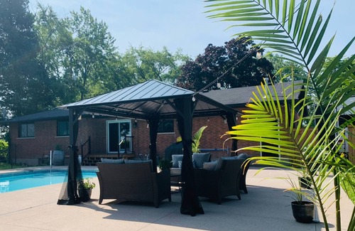 Niagara-on-the-Lake Other | Private home, hot tub, in-ground pool, vineyard views.