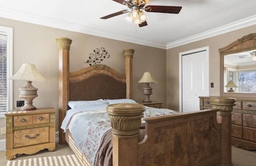West Abbotsford House | Private home in a Acreage in City