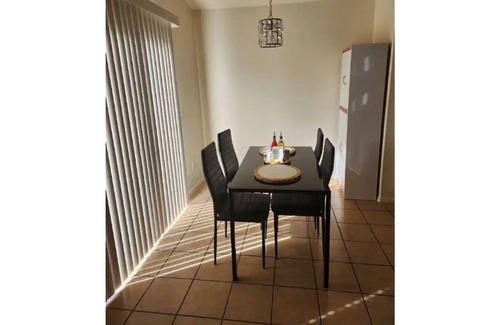 Sierra Vista House | Private Home in Sierra Vista