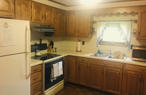Newport House | Private home in the Historical District of Newport, VA - Close to Virginia Tech!