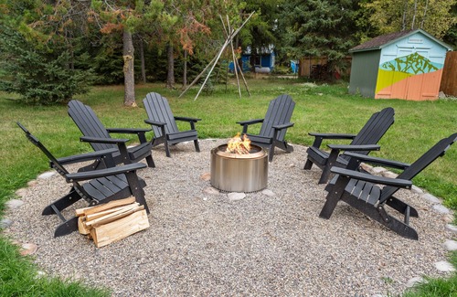 Whitefish House | Private Home - Mountain Views - Hot Tub