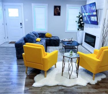 Moncton House | Private Home Near Moncton Hospital&Downtown