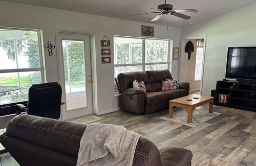 Floral City House | Private Home on Lake Bradley