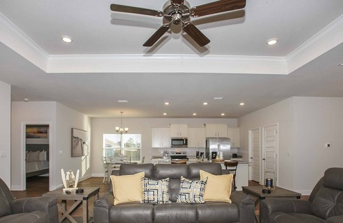Foley House | Private Home, Quiet Neighborhood, Ten minutes to Beach