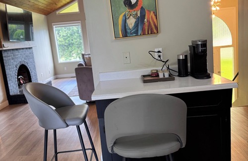 Chilliwack Proper Village West House | Private home stay