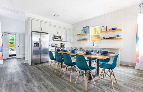 Mid-City House | Private Home w/Heated Pool and Tropical Garden