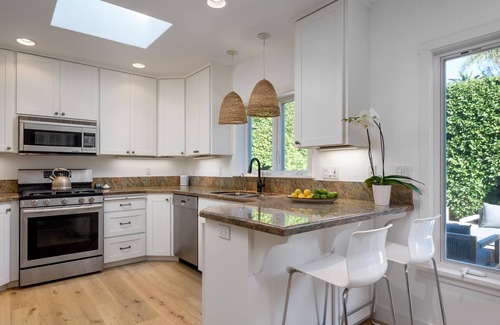 Montecito House | Private home w/private path to beach & jacuzzi. Walk to everything! A+ Location!