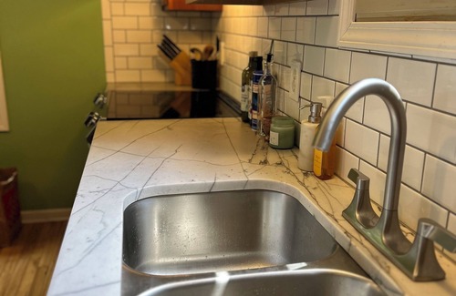 Edgewater Hill House | Private home with full gym in Gordon Square neighborhood, 5 minute walk to beach
